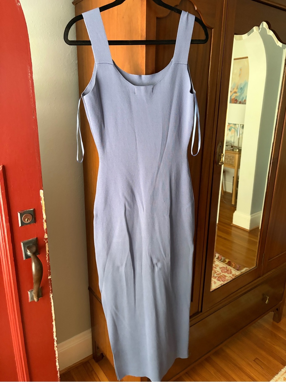 Sleeveless Light Lavender Midi Dress